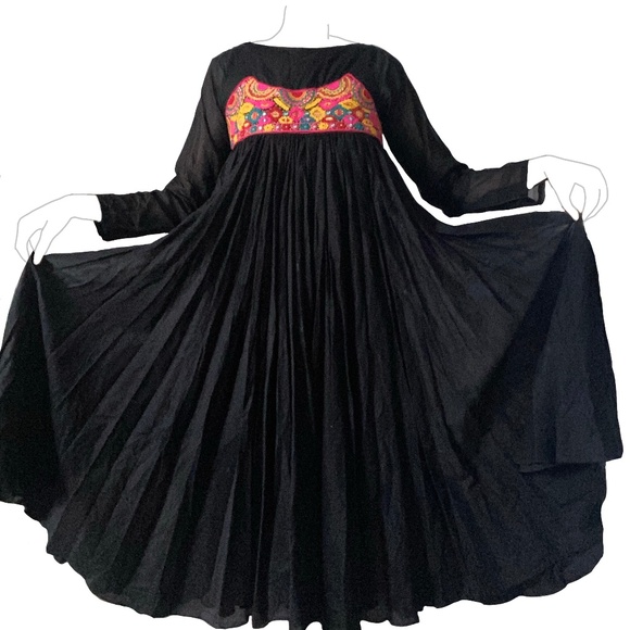 Midi length flowy frock - Picture 1 of 6